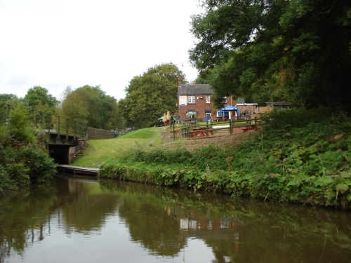 The Black Lion sits canalside with nice mooring points just beyond the bridge shown at the left.